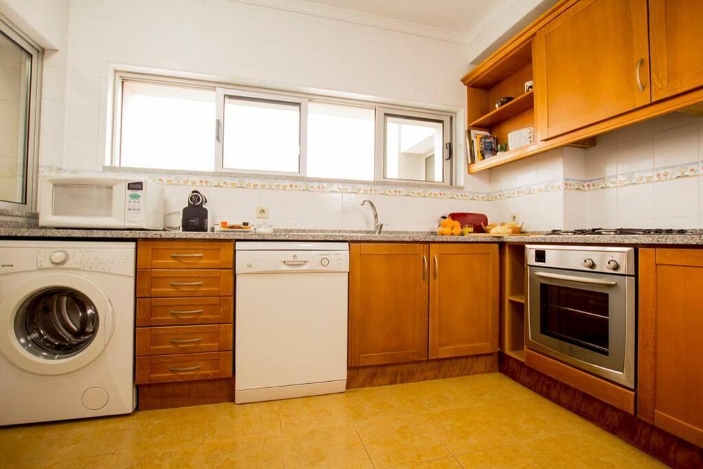 Casa Da Torre Com Garagem Gratuito Lägenhet Aveiro Exteriör bild